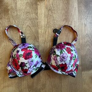 NWT Victorias Secret 36B Bombshell bra